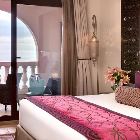 Hotel Tiara Miramar &